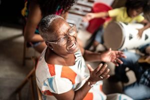 Mansions-Senior-Living Reducing Loneliness During the Holidays
