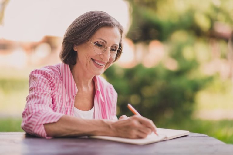 Writing Skills in Assisted Living 1 The Benefits of Writing for Adults